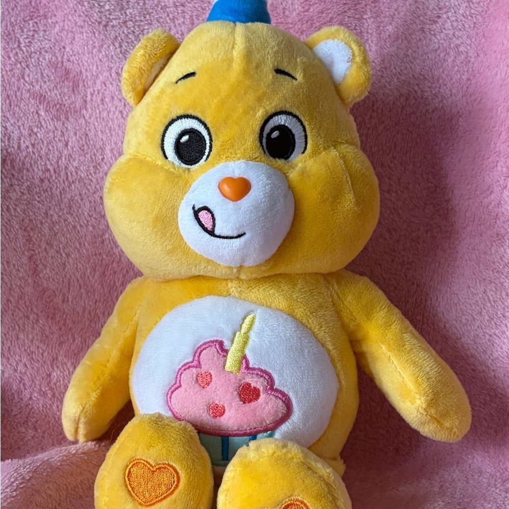 Care Bears birthday bear small plush - Picture 2 of 3